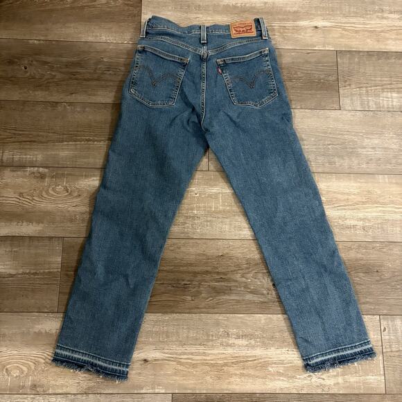 Levis Wedgie Straight Jeans | Women 28 X 27 | Raw Hem Button Fly High Rise Denim - Picture 11 of 11
